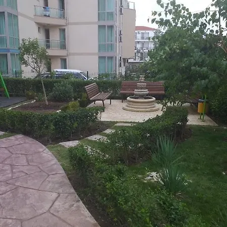 Несебър, Комплекс Мистрал Южна Звезда Apartamento Nesebar