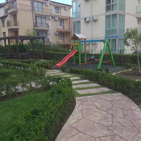 Несебър, Комплекс Мистрал Южна Звезда Nesebar